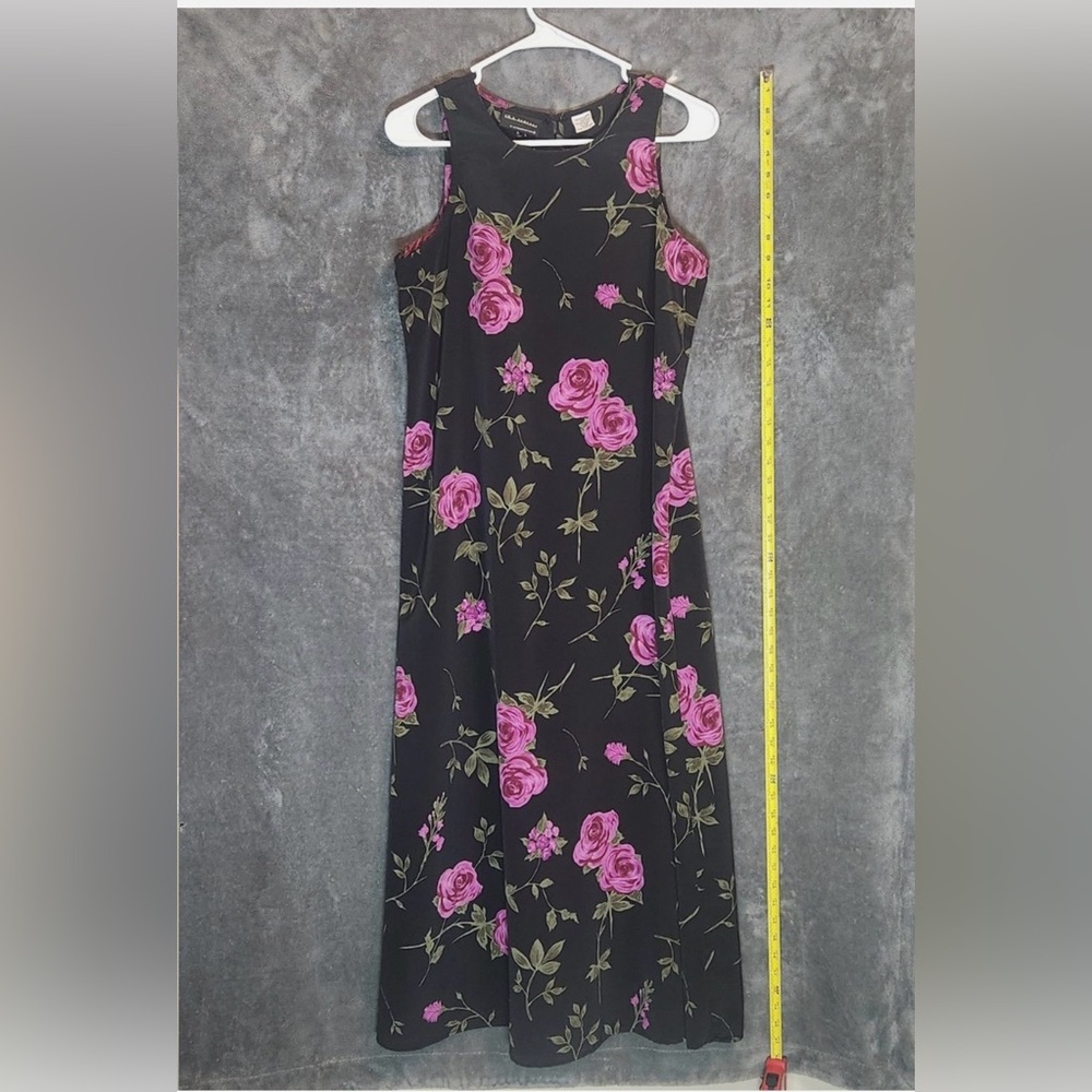 Floral Black Maxi Dress - Picture 3 of 9